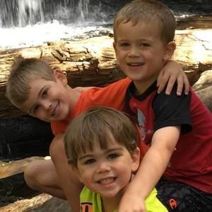 Meet your Posher, Pamela